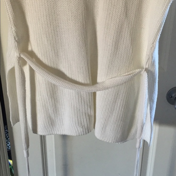 New York Company Cardigan Short Sleeve Sweater - Picture 7 of 8